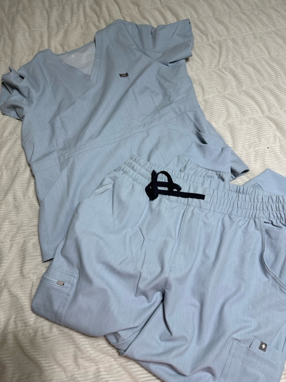 Figs Chambray Scrub Set with Black Drawstring